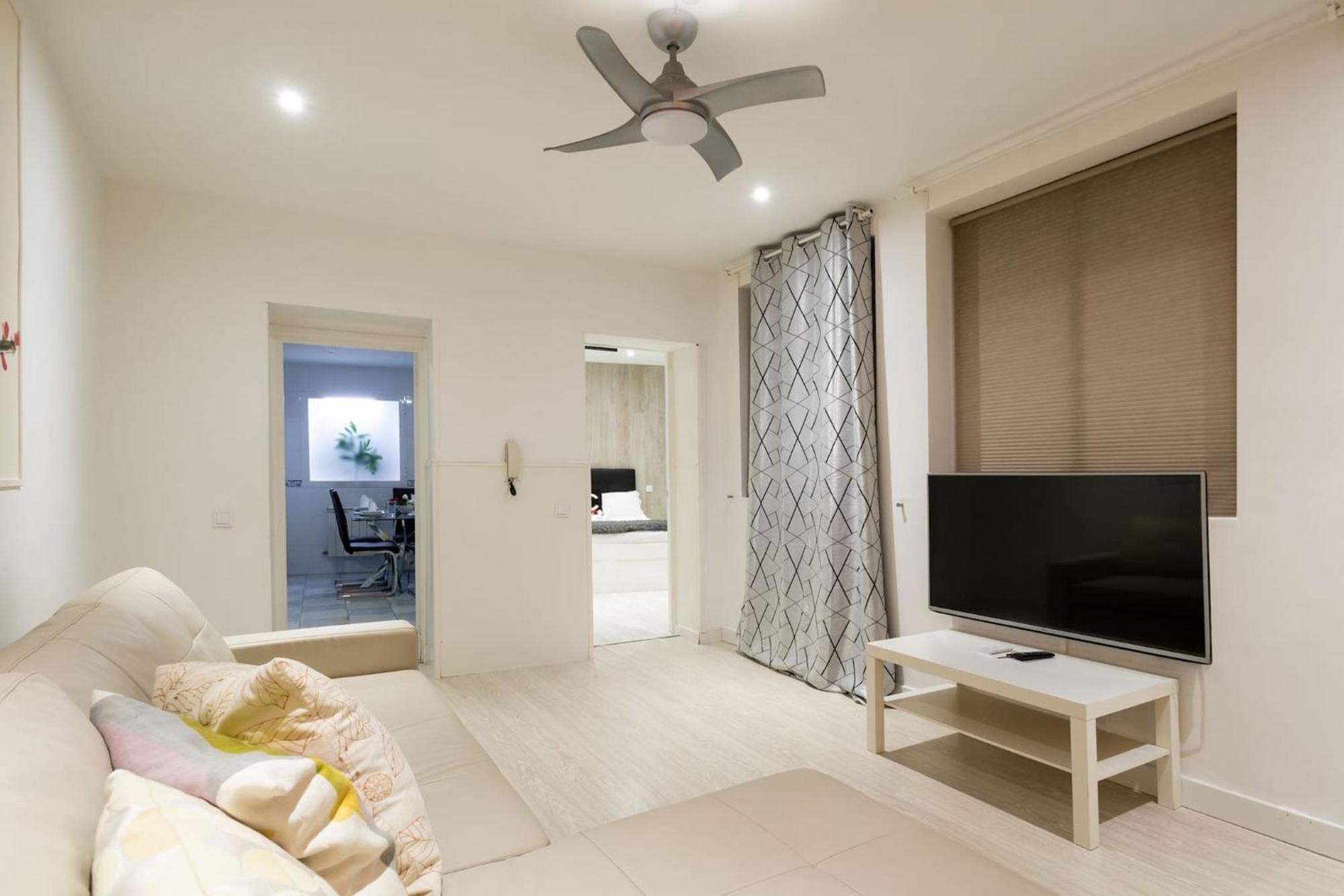Apartamentos Day Madrid Tribunal Centro Gran Via Sol 外观 照片