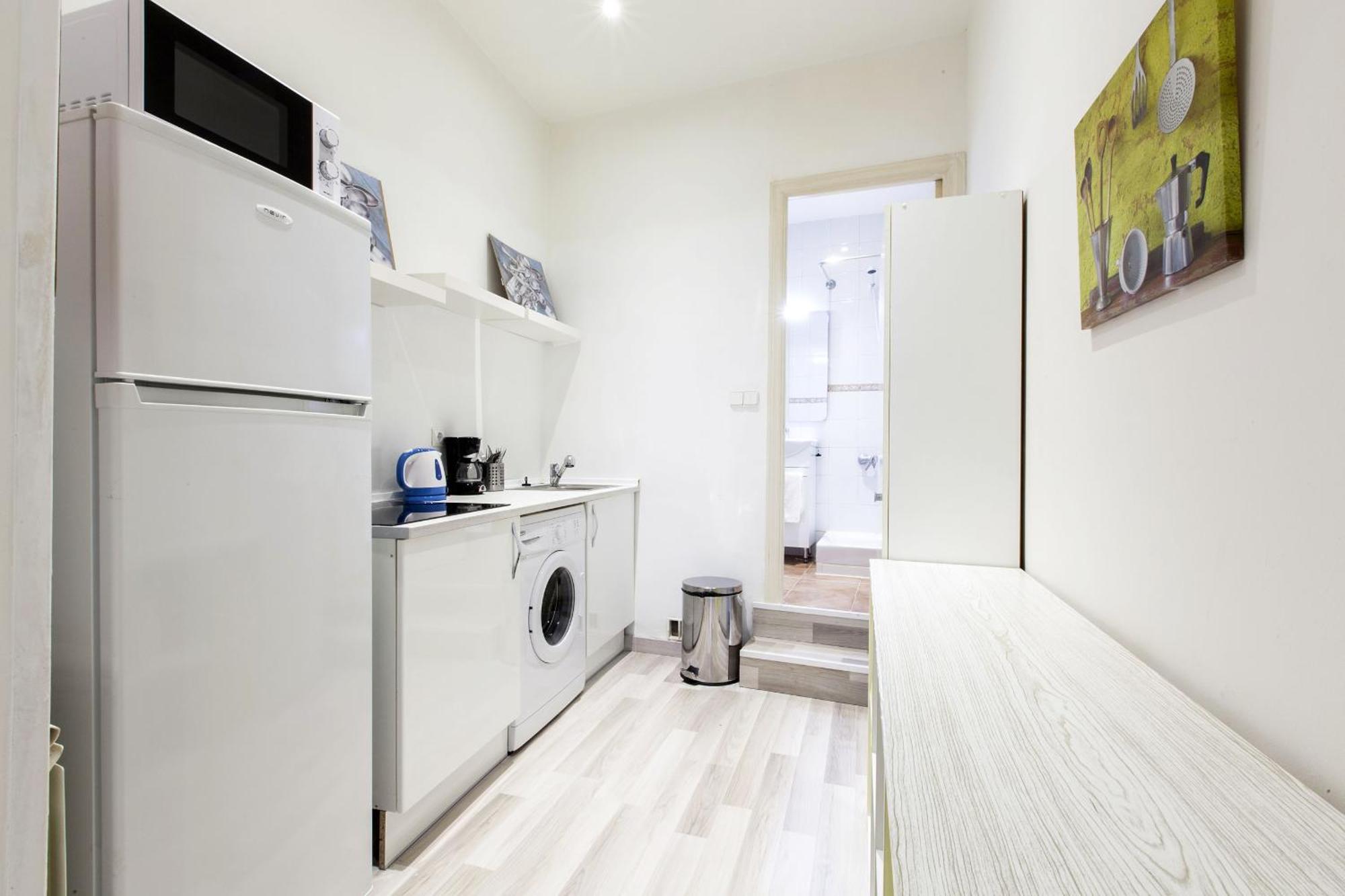 Apartamentos Day Madrid Tribunal Centro Gran Via Sol 外观 照片